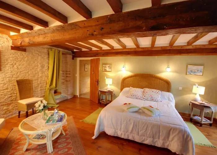Bed & Breakfast La Faisanderie 3*